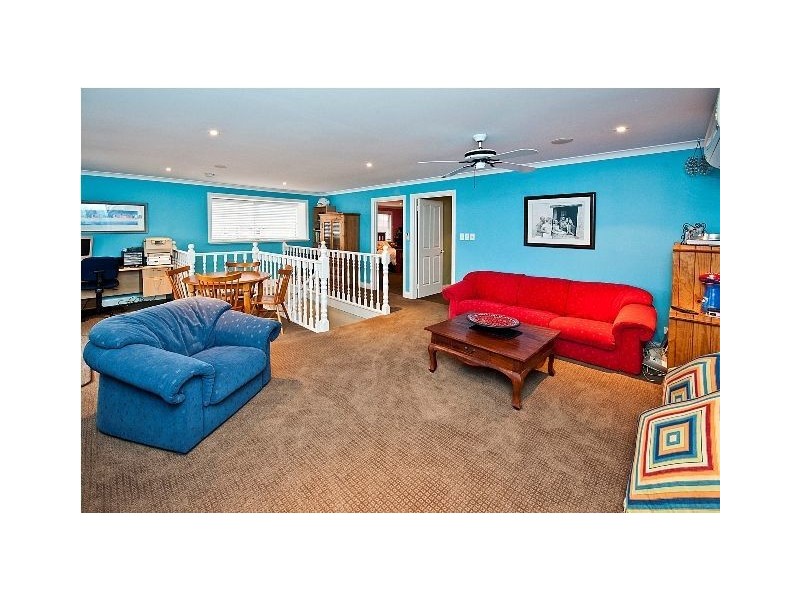 15 Ronsard Drive, San Remo WA 6210