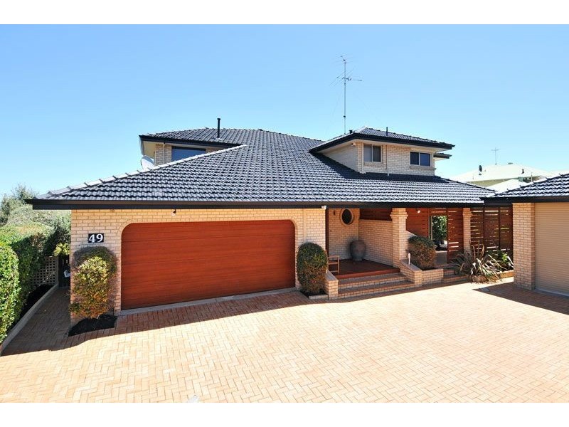 49 Admiralty Crescent, Halls Head WA 6210