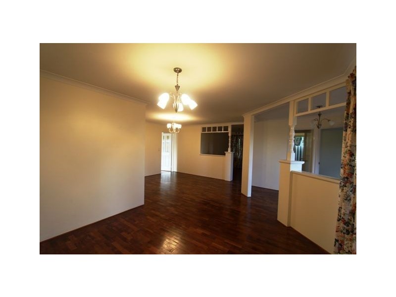 10 Goomarl Street, Dudley Park WA 6210