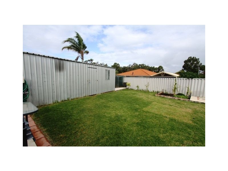 24 Valentino Close, Greenfields WA 6210