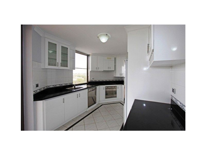 30/6A Valley Road, Halls Head WA 6210