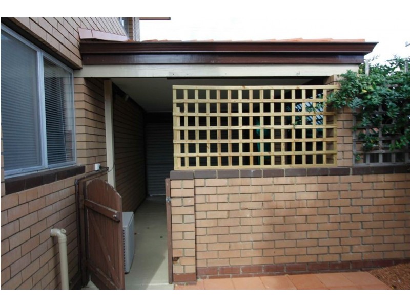 12/8 Creery Street, Dudley Park WA 6210