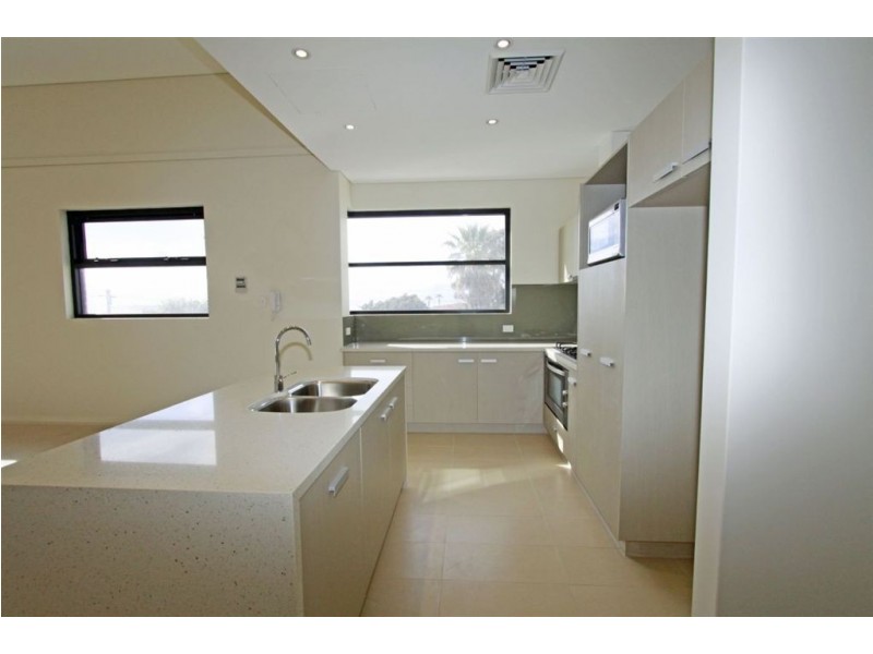 4/24 Oversby Street, Halls Head WA 6210