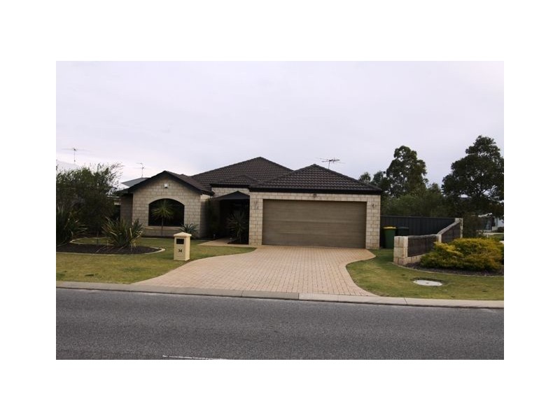 34 Hudson Drive, Dudley Park WA 6210
