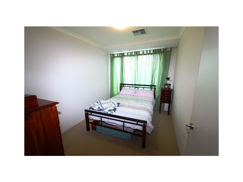 34 Hudson Drive, Dudley Park WA 6210