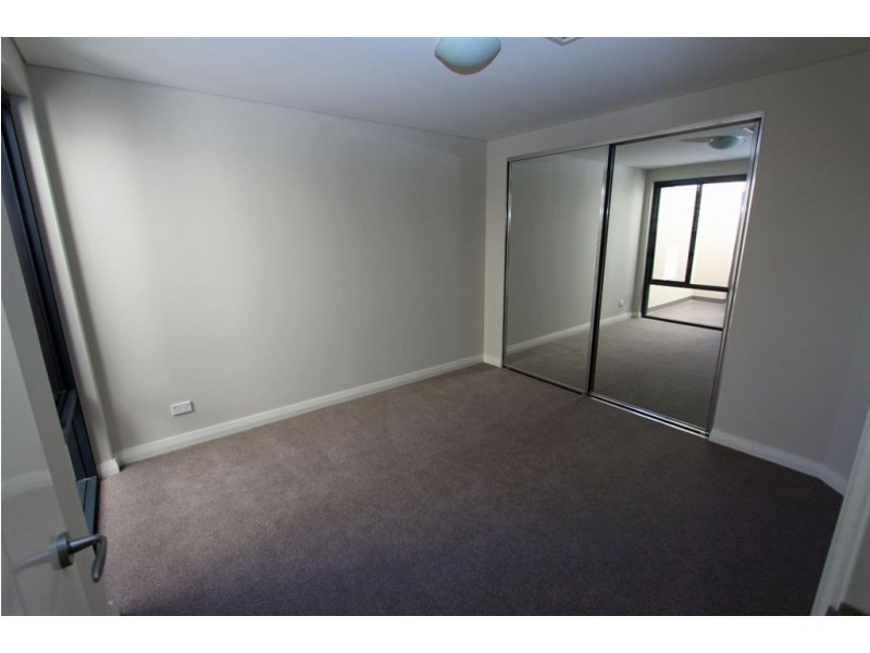 1/3 Galileo Loop, Mandurah WA 6210