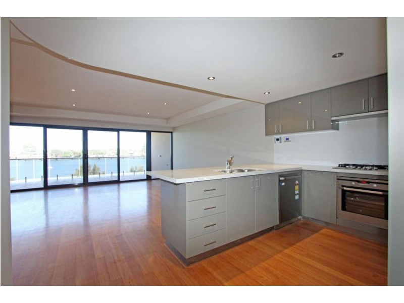 3/3 Galileo Loop, Mandurah WA 6210