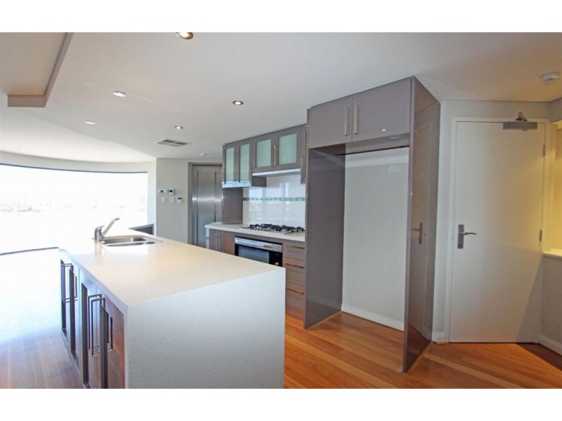 6/3 Galileo Loop, Mandurah WA 6210