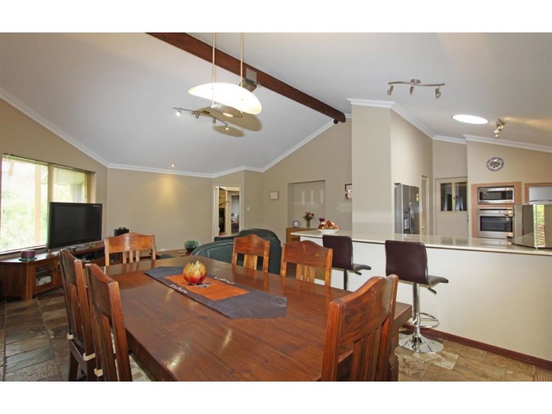 7 Bangalay Court, Halls Head WA 6210