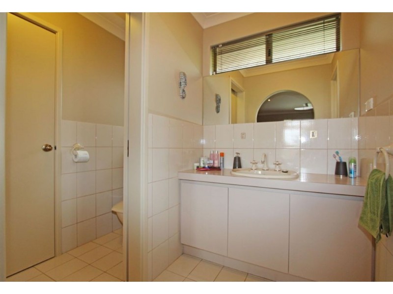 7 Bangalay Court, Halls Head WA 6210