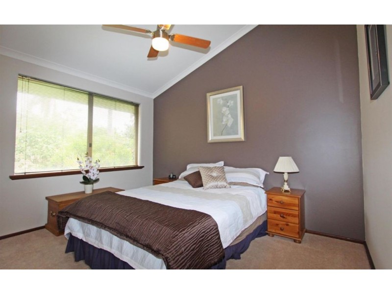 7 Bangalay Court, Halls Head WA 6210