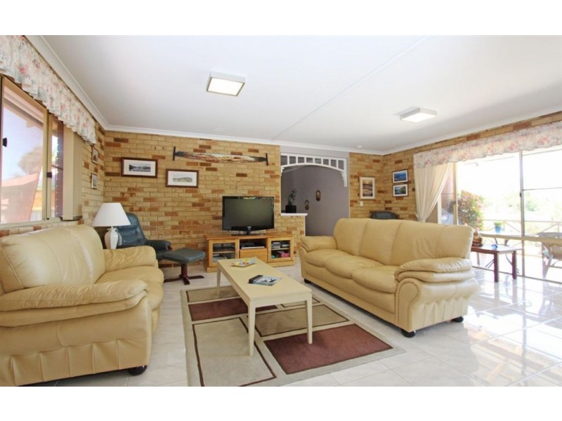 3 Acacia Close, Bouvard WA 6211