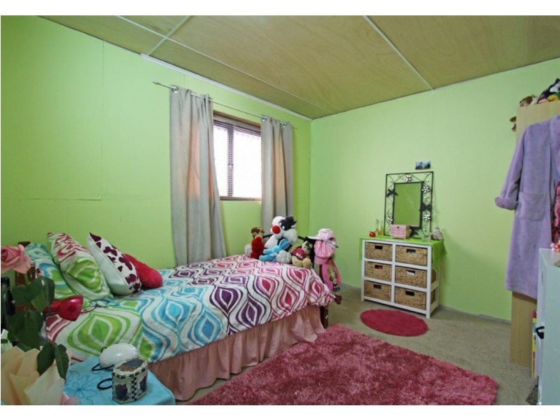 77 Hexham Close, Herron WA 6211