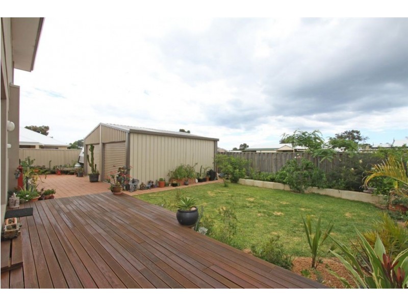 31 Len Howard Drive, Erskine WA 6210