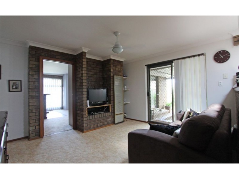 33 Vance Street, Dudley Park WA 6210