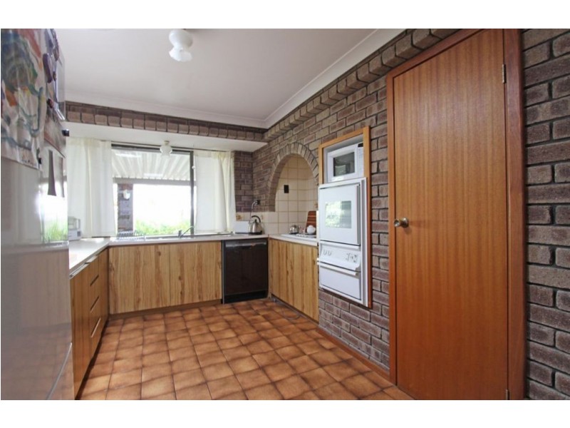 33 Vance Street, Dudley Park WA 6210