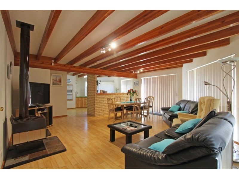 28 Clytie Road, Silver Sands WA 6210