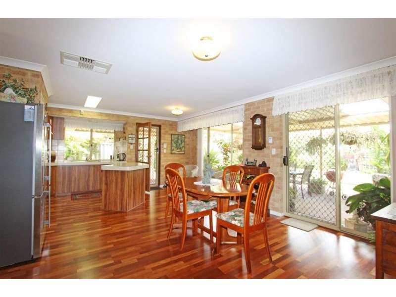 33 Norwich Close, Greenfields WA 6210