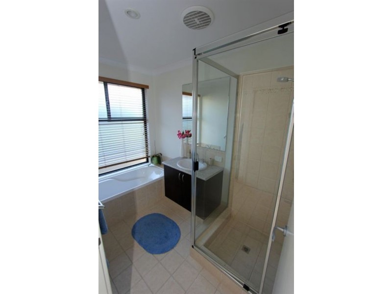 8 B Roy Road, Coodanup WA 6210