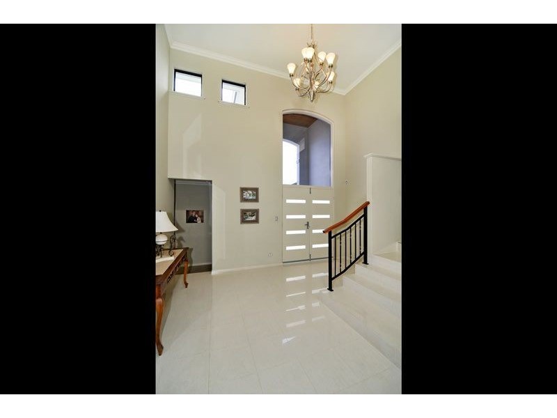 19 Katinka Retreat, Dudley Park WA 6210