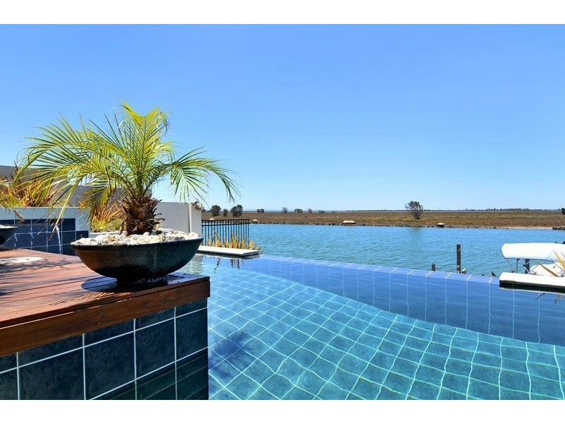 19 Katinka Retreat, Dudley Park WA 6210