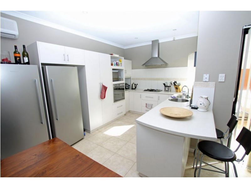 16 Village Mews, Wannanup WA 6210