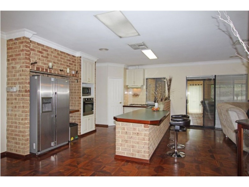 28 Clydesdale Drive, Greenfields WA 6210