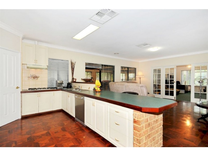 28 Clydesdale Drive, Greenfields WA 6210