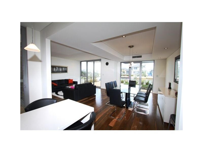 24 Tradewinds Retreat, Dudley Park WA 6210