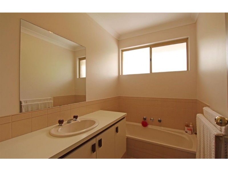 34A Mercedes Avenue, Falcon WA 6210