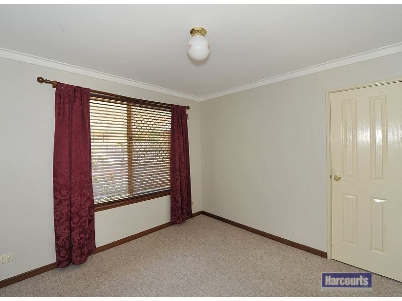 5 Summerlea Ave, Meadow Springs WA 6210