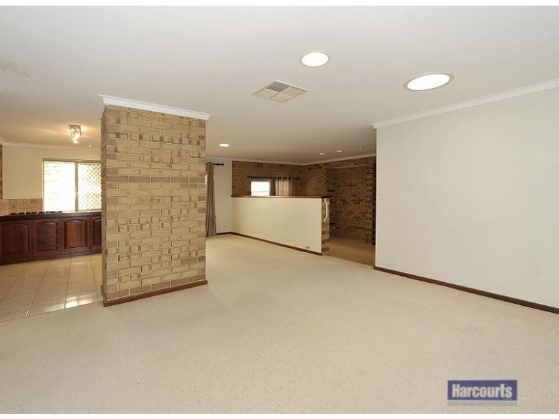 5 Summerlea Ave, Meadow Springs WA 6210