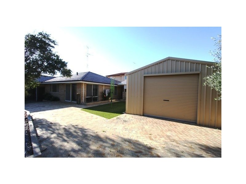 13 Ronsard Drive, San Remo WA 6210