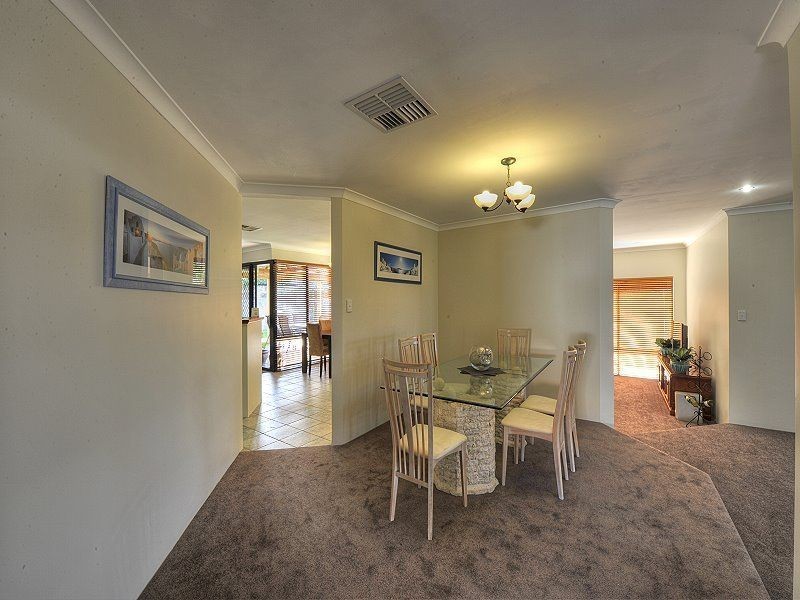 28 Caravel Way, Halls Head WA 6210