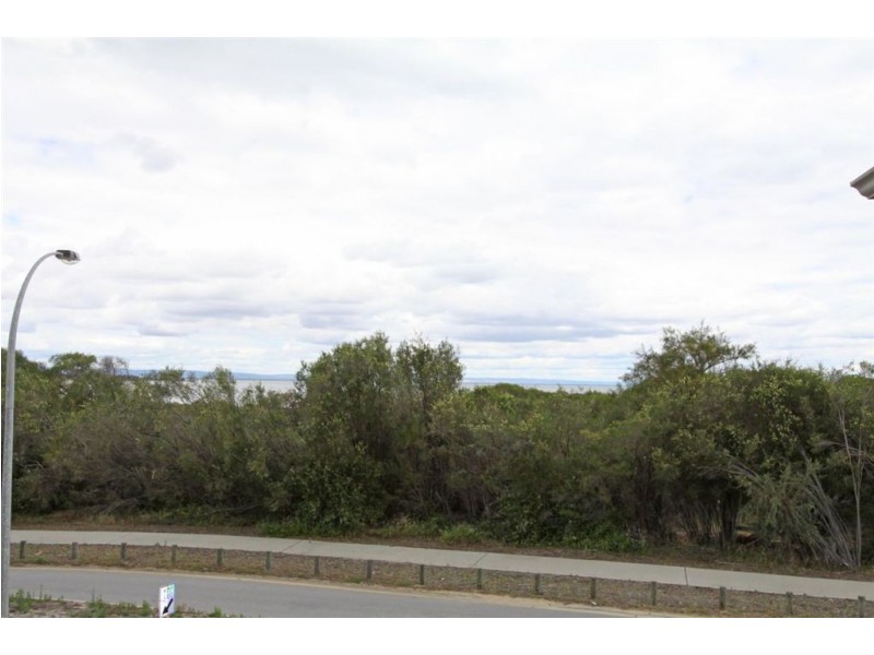 31 Len Howard Drive, Erskine WA 6210