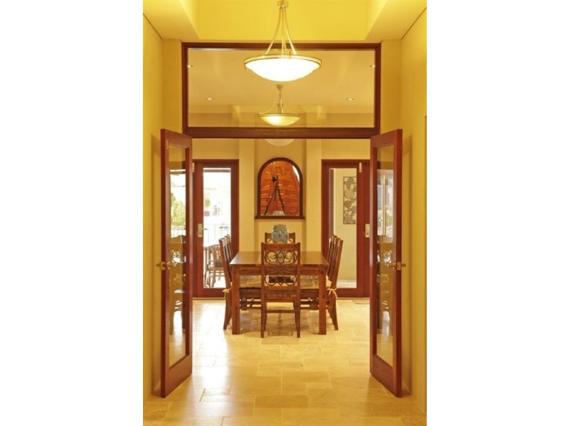 17 Leisure Way, Halls Head WA 6210