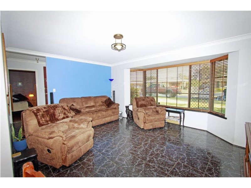 8 Marungi Way, Greenfields WA 6210