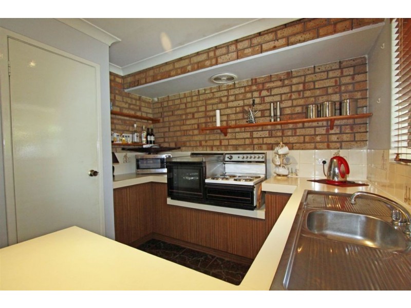8 Marungi Way, Greenfields WA 6210