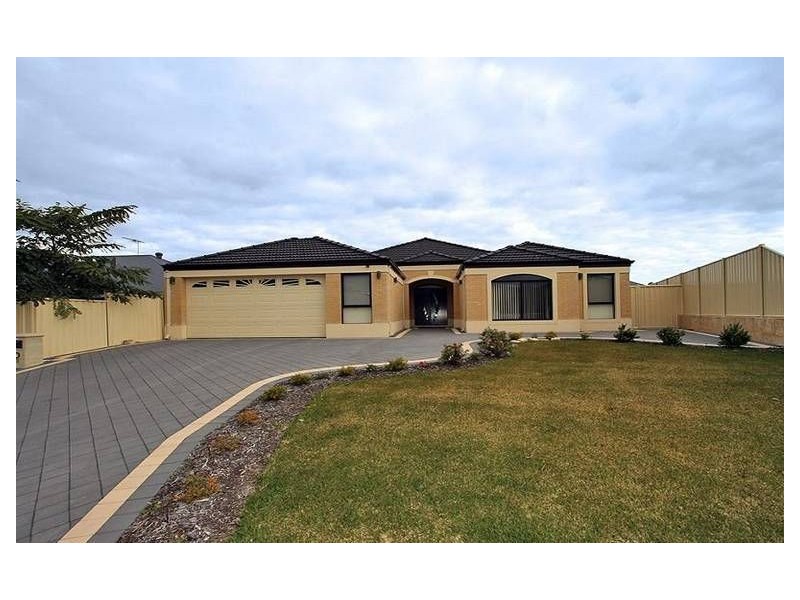 3 Petit Loop, Dudley Park WA 6210