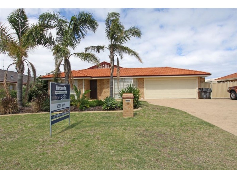 41 Silvertop Avenue, Halls Head WA 6210