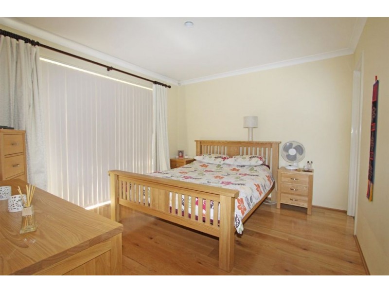 41 Silvertop Avenue, Halls Head WA 6210