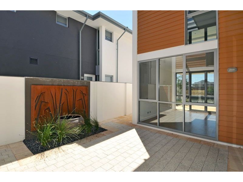 29 Tradewinds Retreat, Dudley Park WA 6210