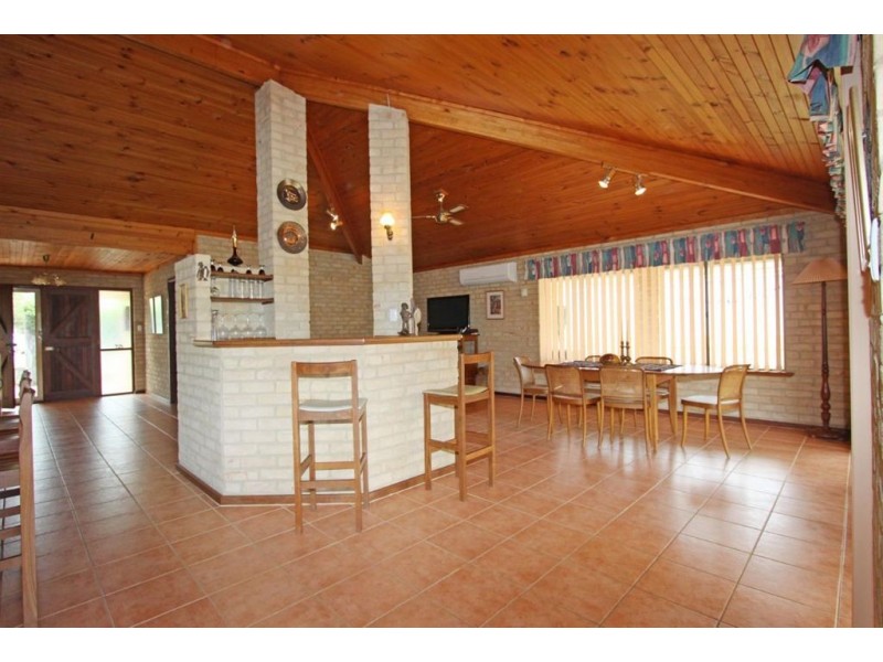 4 Yuna Street, Falcon WA 6210