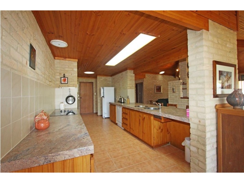 4 Yuna Street, Falcon WA 6210