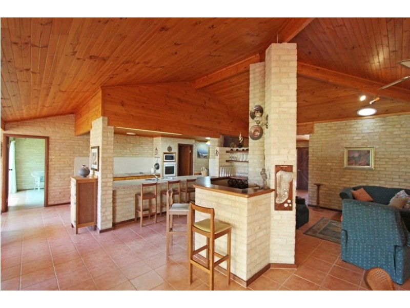 4 Yuna Street, Falcon WA 6210