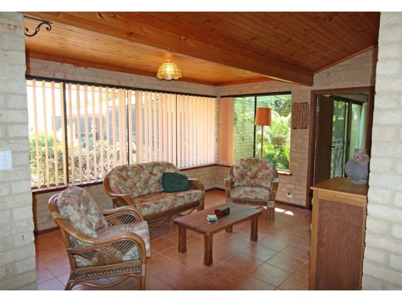 4 Yuna Street, Falcon WA 6210