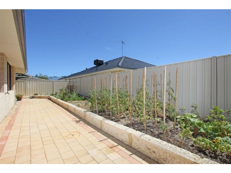 49 Hudson Drive, Dudley Park WA 6210