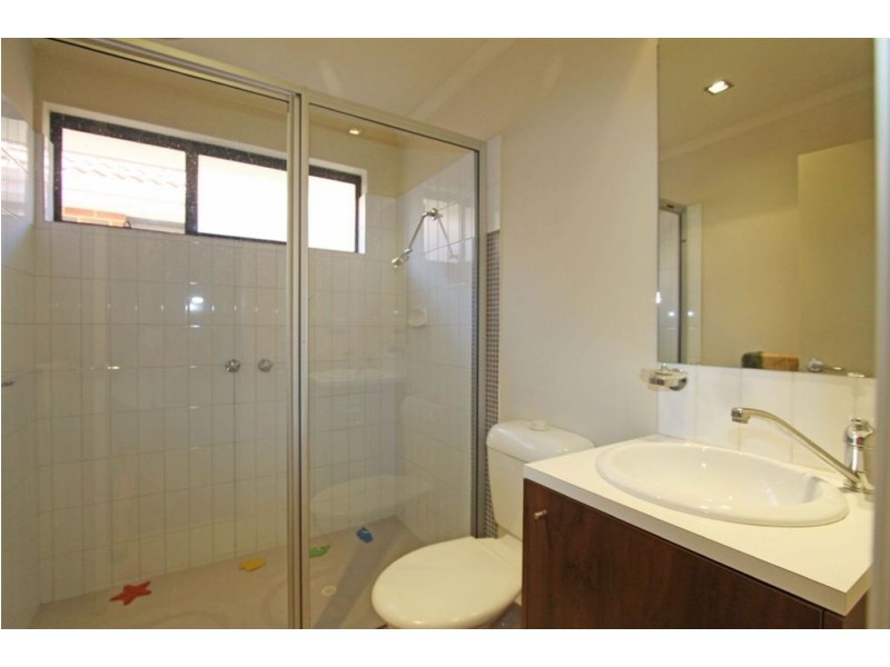 18/1 Mariners Cove Drive, Dudley Park WA 6210