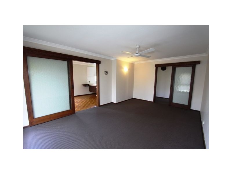 11 Vance Street, Dudley Park WA 6210