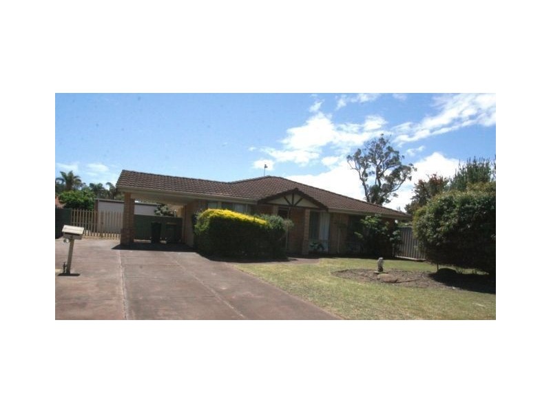 4 Winnipeg Court, Greenfields WA 6210